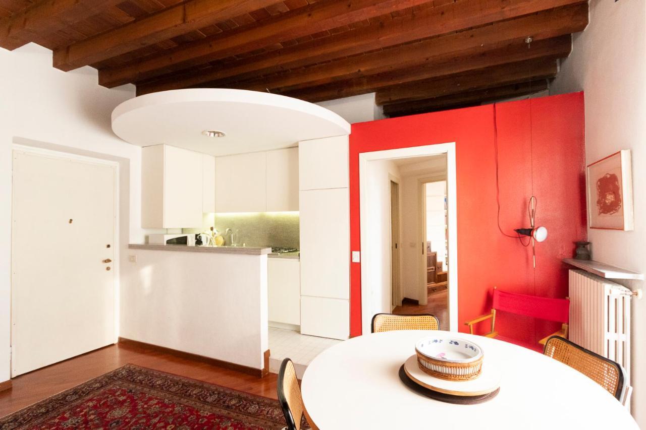 מילאנו Anfiteatro Apartment In Brera מראה חיצוני תמונה