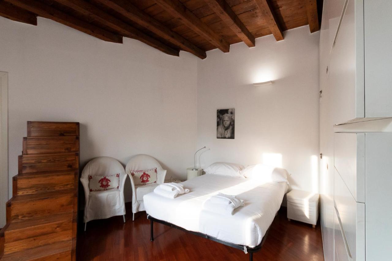 מילאנו Anfiteatro Apartment In Brera מראה חיצוני תמונה