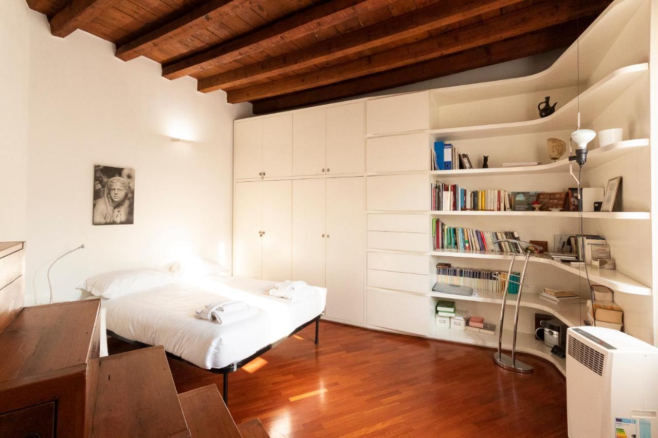 מילאנו Anfiteatro Apartment In Brera מראה חיצוני תמונה