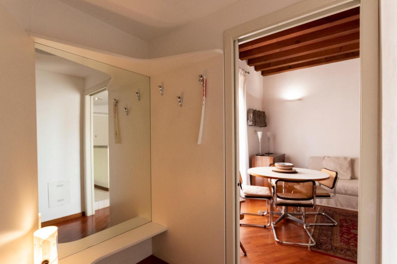 מילאנו Anfiteatro Apartment In Brera מראה חיצוני תמונה