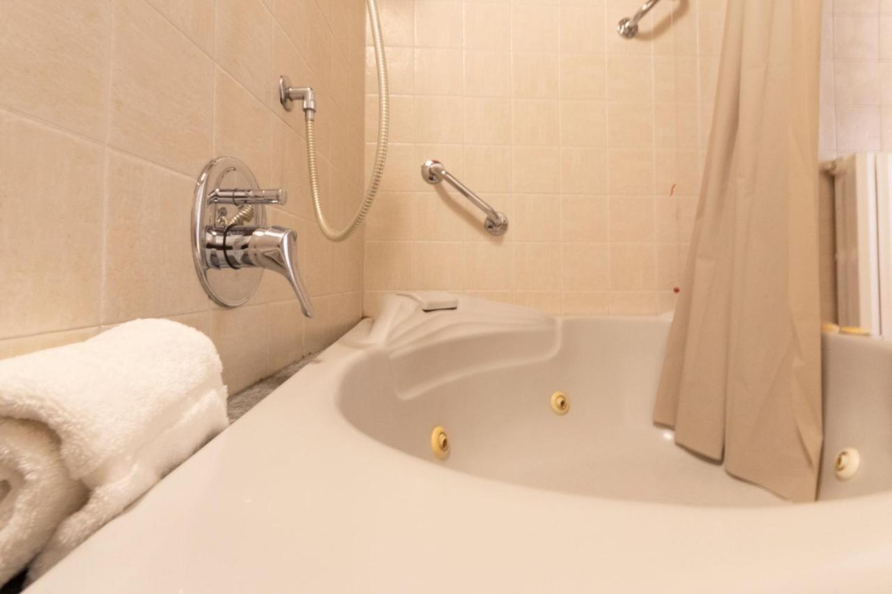 מילאנו Anfiteatro Apartment In Brera מראה חיצוני תמונה